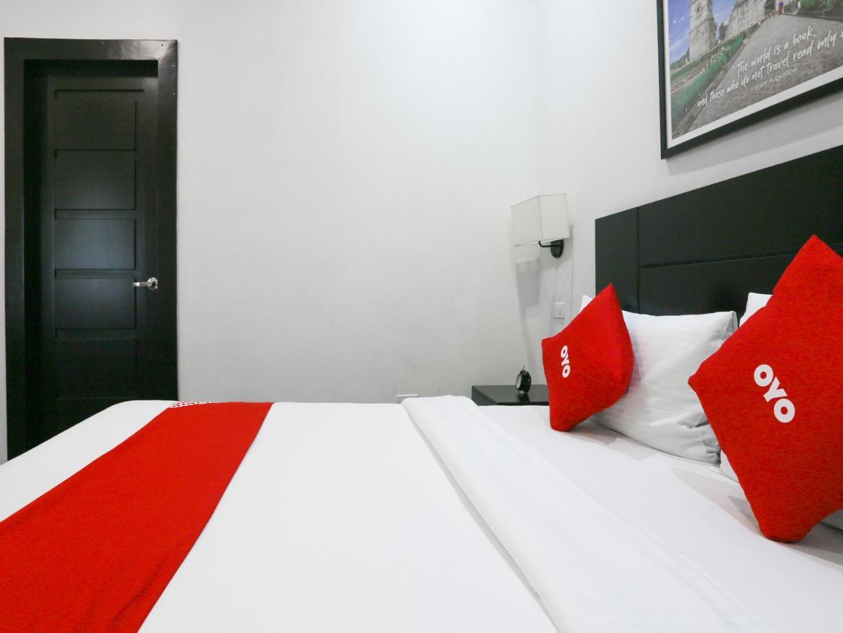 Capital O 642 The Junction Tagaytay Tagaytay City Exterior foto